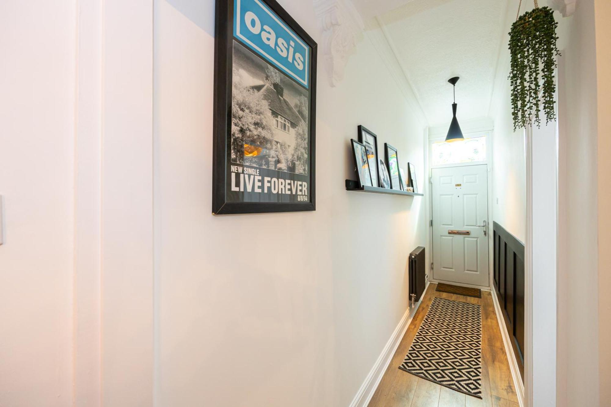 Casa de férias Winslow House- Close To Coop Etihad & Free Parking Manchester